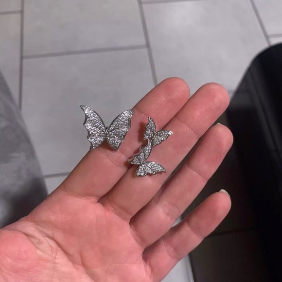 Silver butterfly adjustable ring - Picture 6 of 9